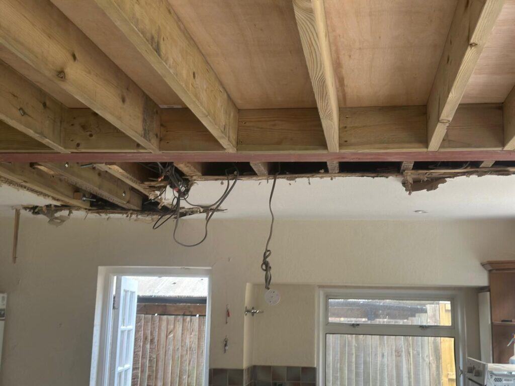 Chimney Stack, Chimney Breast and Load-Bearing Wall Removal in Reigate, RH2 project image