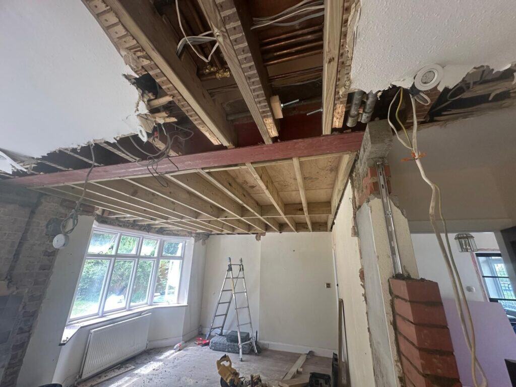 Chimney Stack, Chimney Breast and Load-Bearing Wall Removal in Reigate, RH2 project image