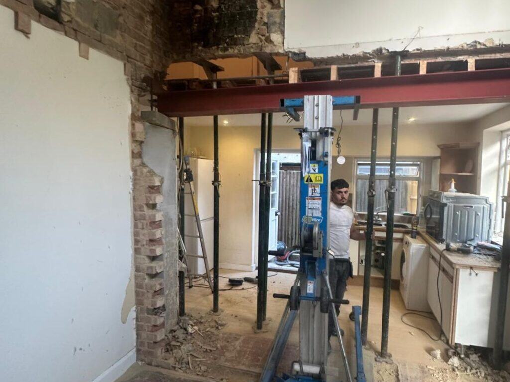 Chimney Stack, Chimney Breast and Load-Bearing Wall Removal in Reigate, RH2 project image